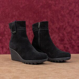 La Canadienne Women Becket Black Suede Waterproof Zip Wedge Boots sz 6.5